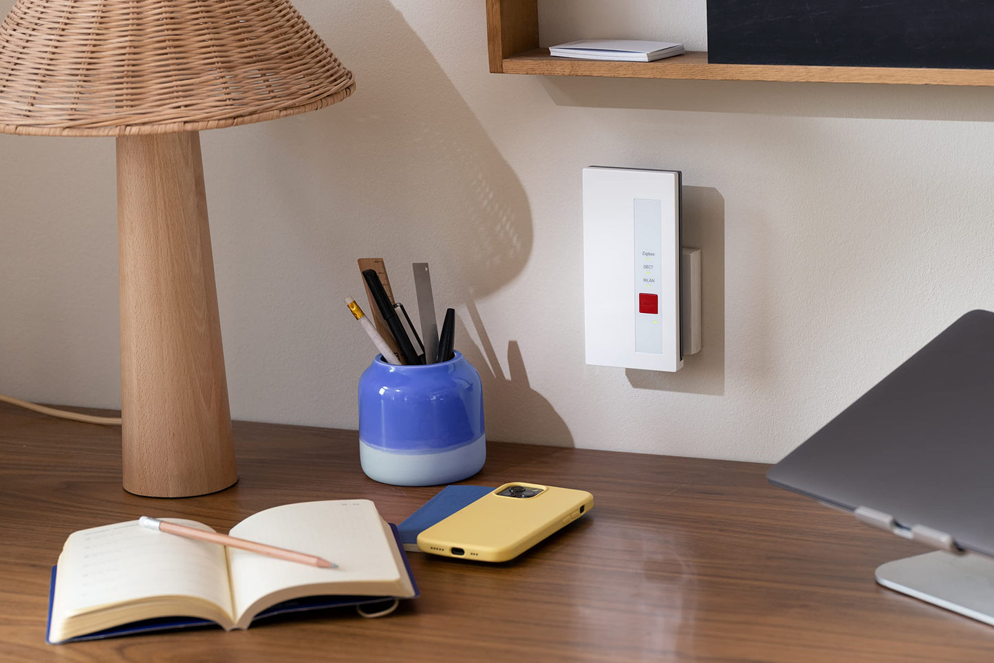 FRITZ!Smart Gateway – Erweiterung für FRITZ!Box Smart Home (Zigbee & DECT-ULE, Matter-Bridge, WLAN/LAN)
